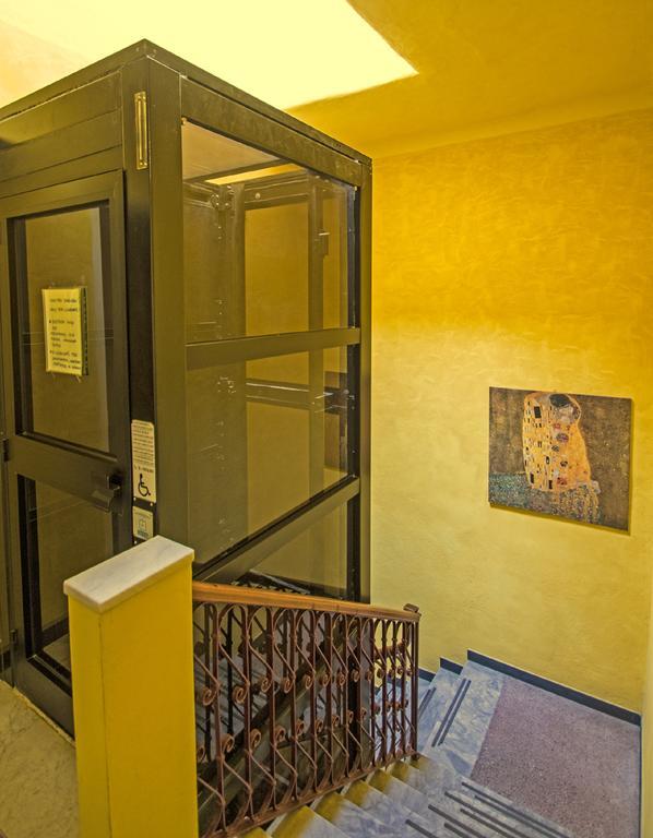 מונטרוסו אל מארה Hotel Baia מראה חיצוני תמונה