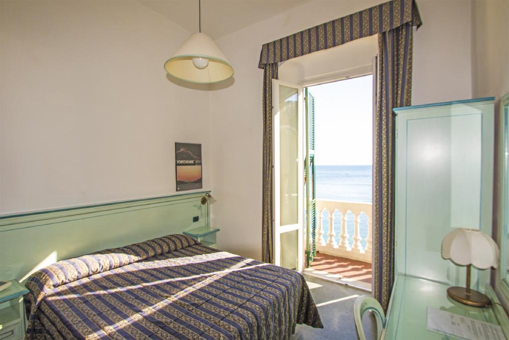 מונטרוסו אל מארה Hotel Baia חדר תמונה