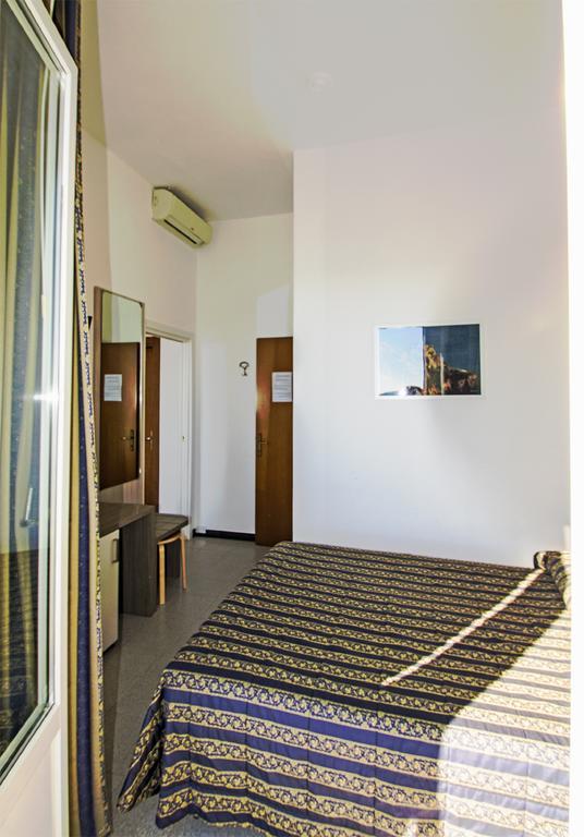 מונטרוסו אל מארה Hotel Baia מראה חיצוני תמונה